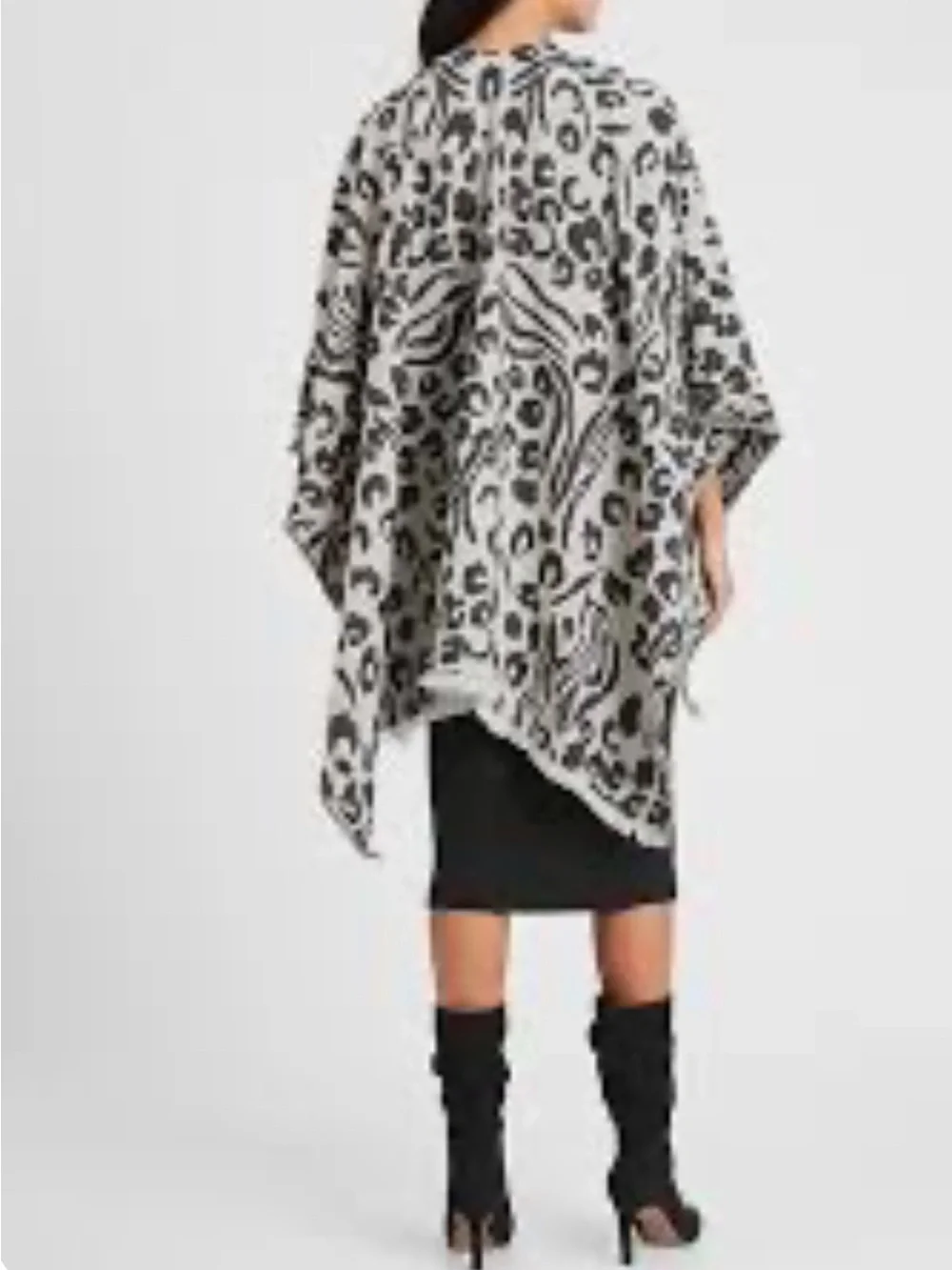 Banana Republic reversible Leopard animal Print Poncho Wrap in Black and Cream